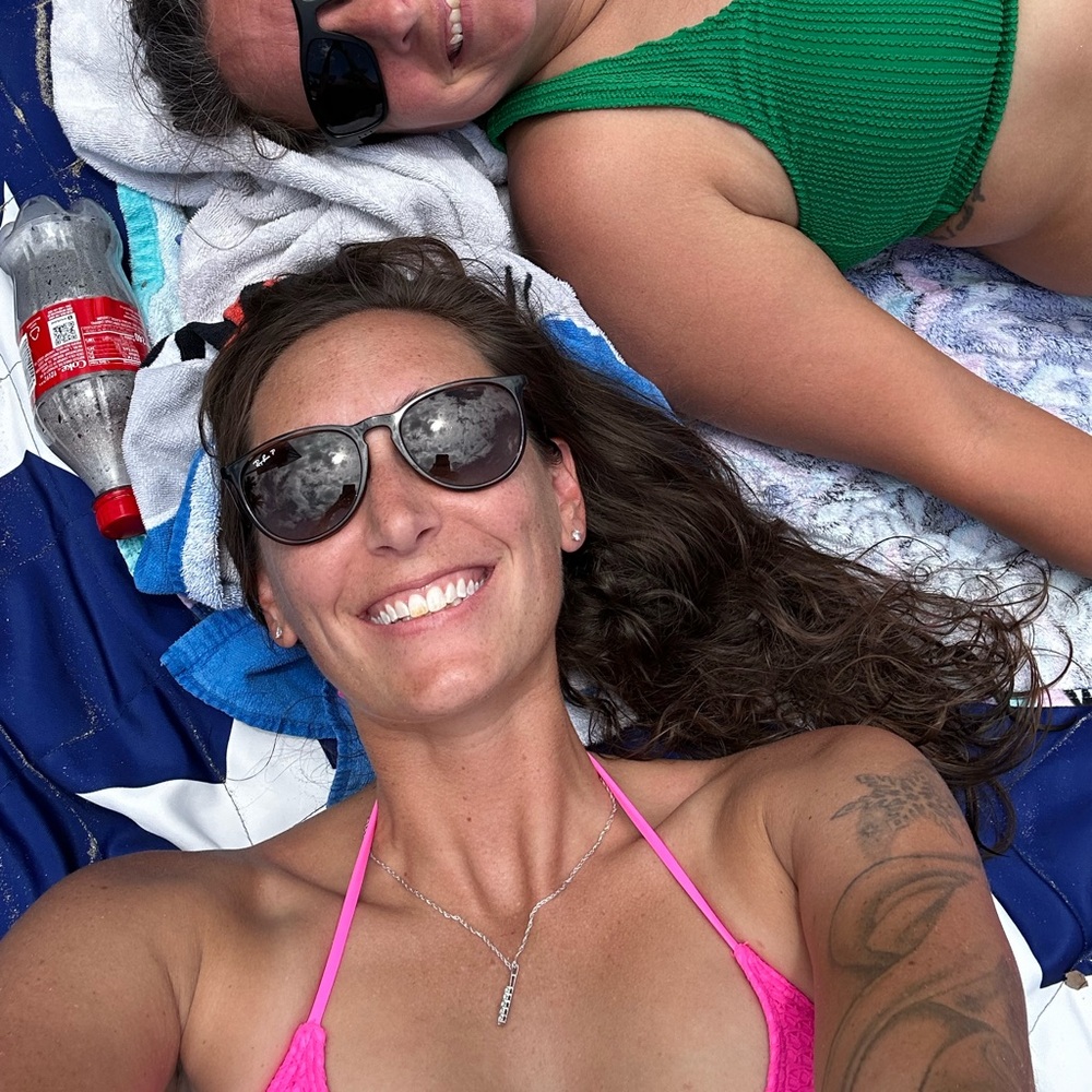 Meet your Posher, Abigail